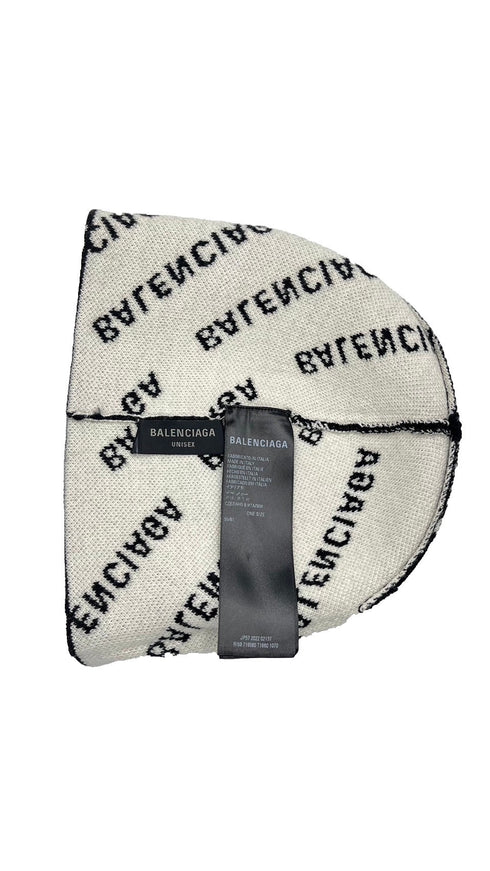Allover Logo Beanie